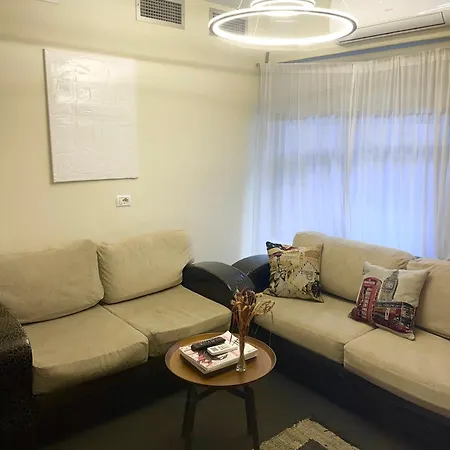 Citynest Apartments, 3-Minute Walk From The Skanderbeg Square Tirana Exterior photo